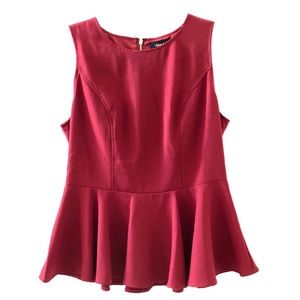 Alex+Alex Peplum Sleeveless Top. Red. Sz Small NWT